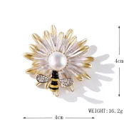 Fashion-Insect-Alloy-Ixdnlay-Artificial-Pearls-Rhinestones-Unisex-Brooches.jpg